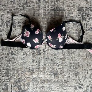 Victoria’s Secret Floral Bra 32DD